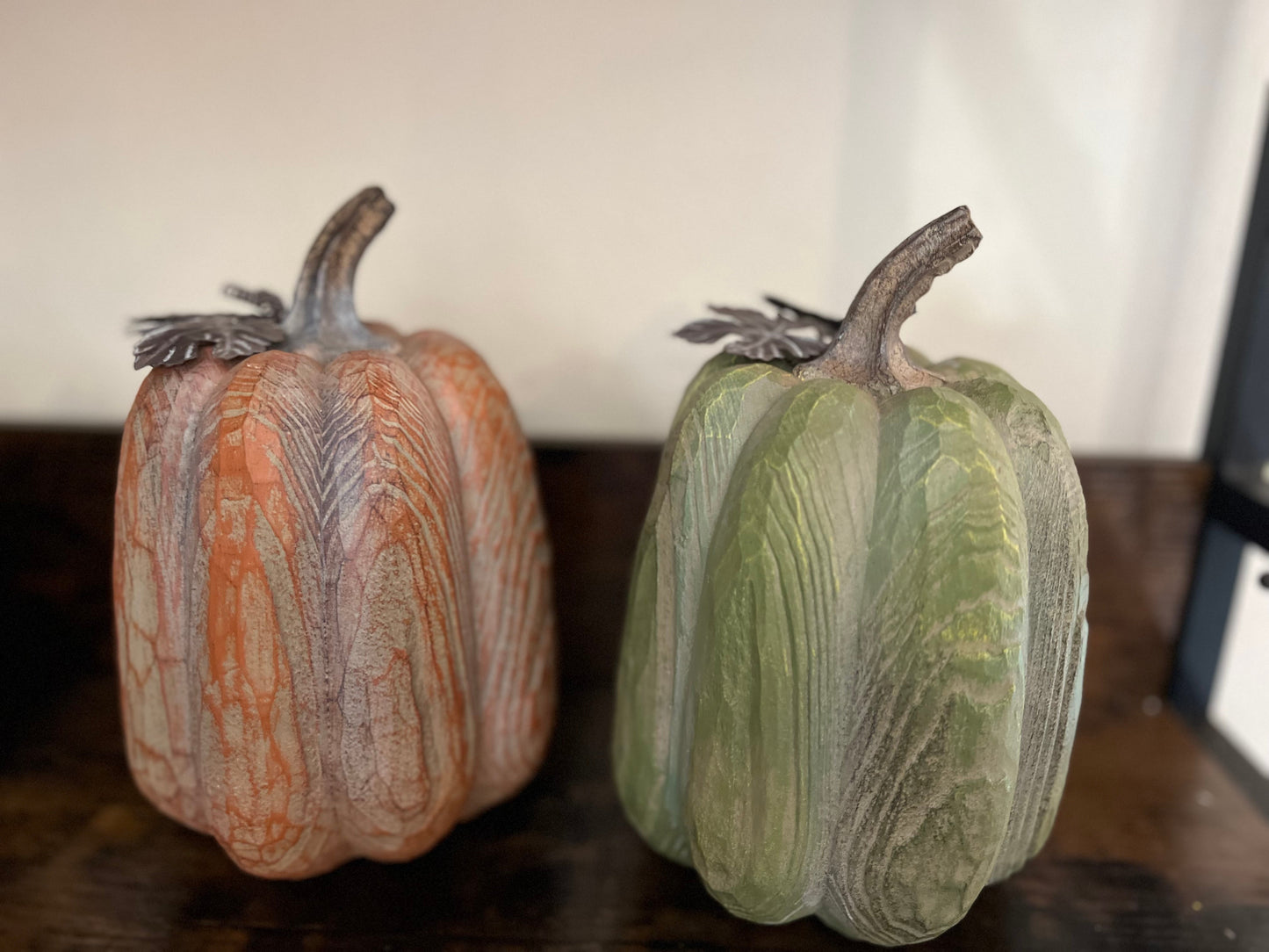 Weathered Leaf Pumpkin Large