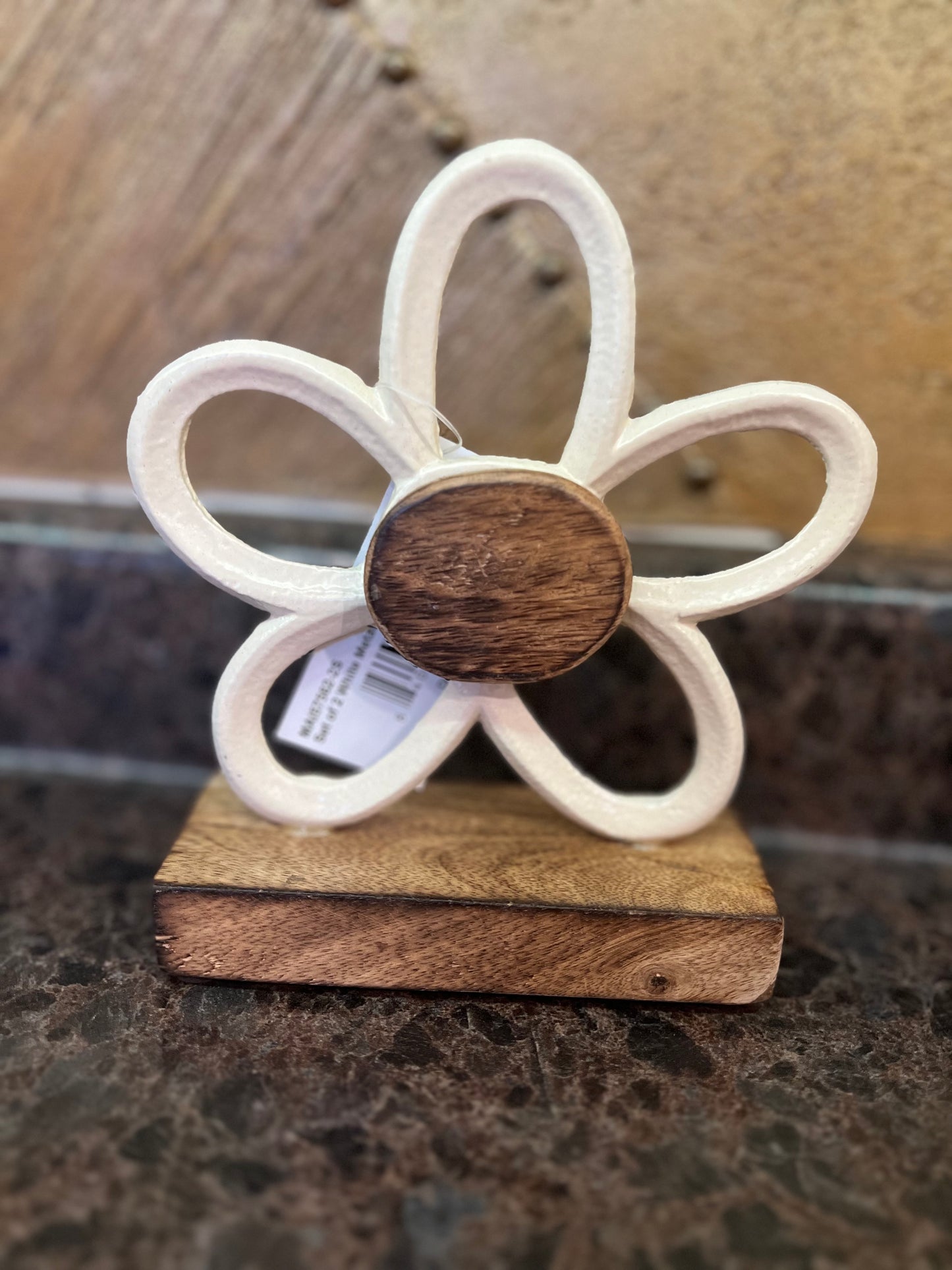 Metal Daisy on Stand