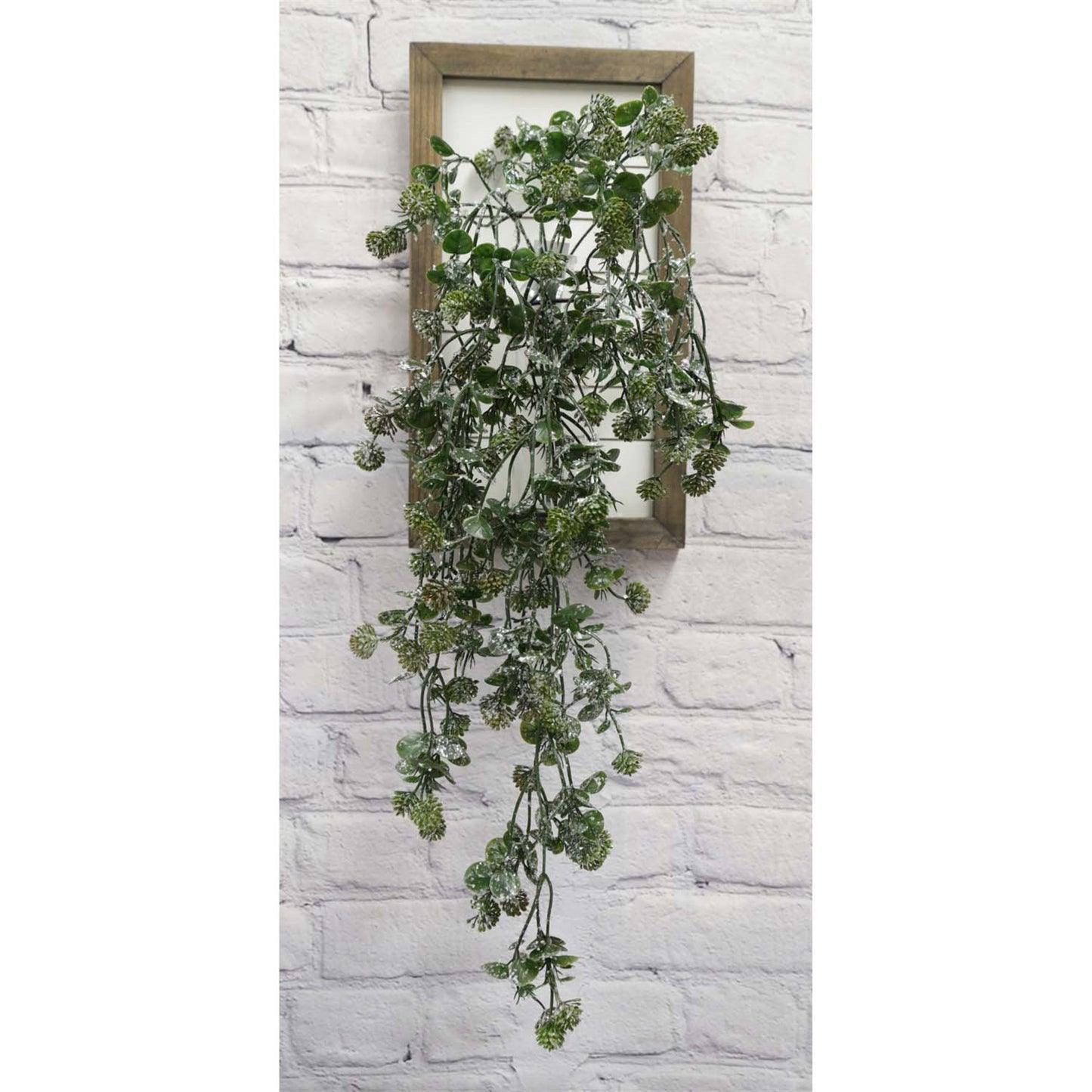 Ping Sprig Dripping Garland