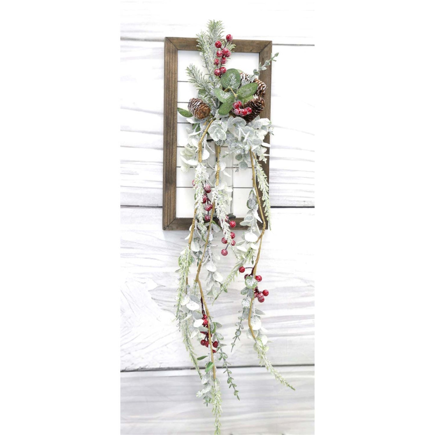Frosted Eucalyptus/Berry Dripping Garland